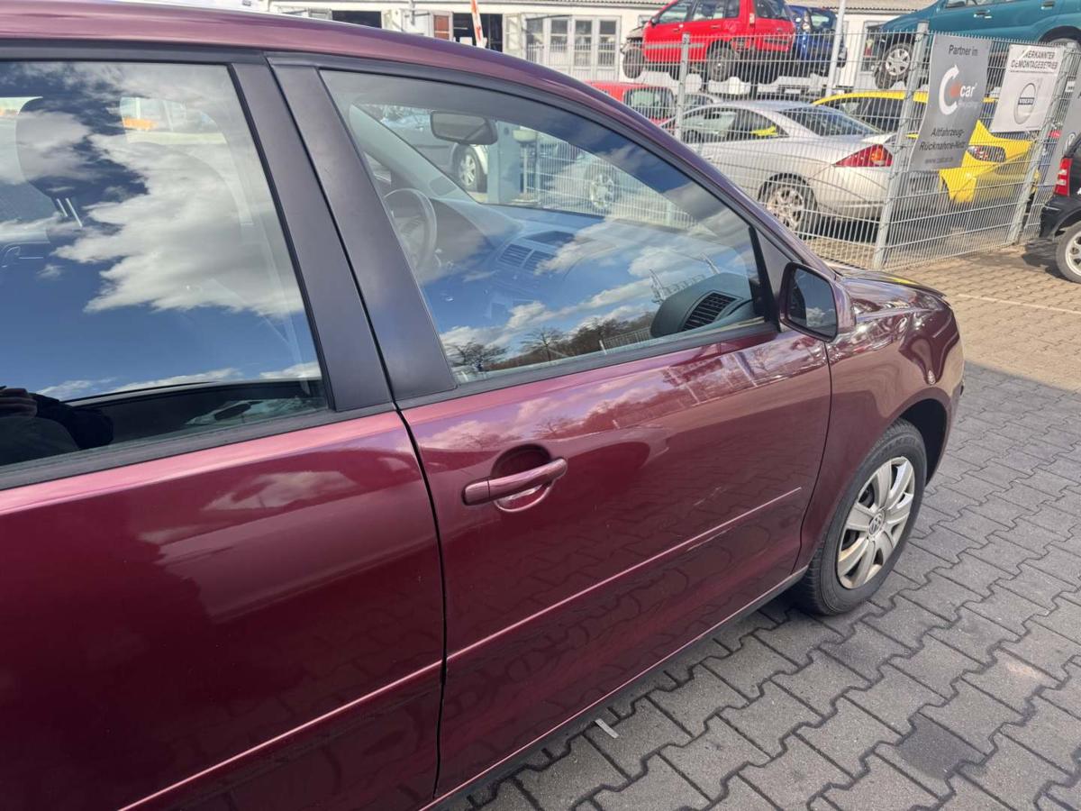 VW Polo 9N3 original T&uuml;r vorn rechts LC3R Winterred 5-T&uuml;rer Rohbau Bj.2005